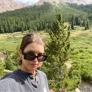 Meet your Posher, Amy